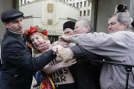 Як катували полонених активістів в Криму. ВІДЕО