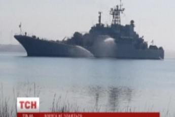 Російські загарбники захопили останній український корабель в Криму