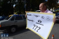 Я хочу їздити на європейській машині,- депутат Осіпов