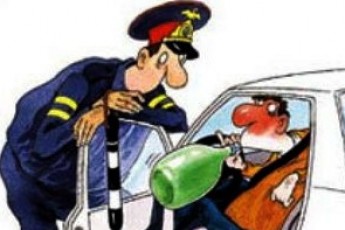 Як «в дрова» п’яний водій втікав від волинських ДАІшників