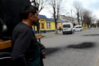Як на Волині борються з ямковістю на дорогах. ВІДЕО