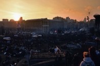 Сотні «тітушок» раптово оточили Майдан