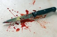 Лучанка встромила ніж у шию  чоловікові, який хотів її покинути