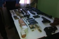 Донецькі сепаратисти здають зброю