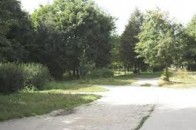 Скандальний луцький сквер перетворюється на смітник