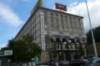 Невідомі в масках захоплюють будівлю Укркоопспілки на Хрещатику. ОНОВЛЕНО