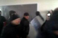 У Горлівці сепаратисти захопили міліцейський відділок: лунають постріли та вибухи. НАЖИВО