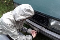 Лучанин крав з автівок номерні знаки