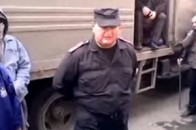 Командир полка - сепаратистам: хочете стріляти - стріляйте