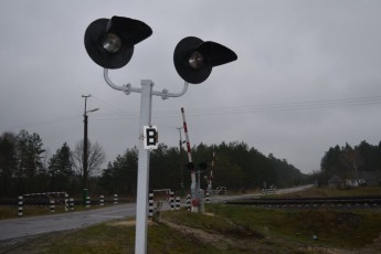 Волиняни «воюють» за залізничний переїзд