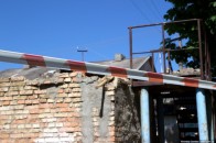 На Волині сміттєзбірник обвалився прямо на дах автомобіля