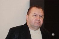 Волинський губернатор заборонив підлеглим його хвалити