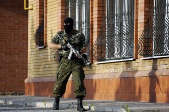 Жінкам, що прогнали терористів, погрожують повісити їх на «гергіївських стрічках» ВІДЕО