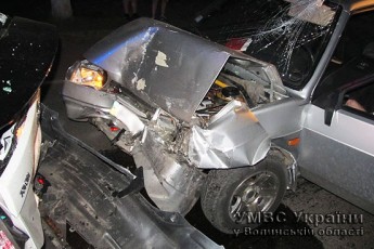 П’яний лучанин протаранив патрульну машину