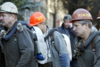 На Донбасі шахтарі закликають місцевих скласти зброю ВІДЕО