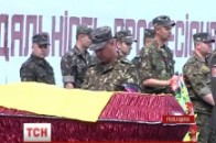 Бійців, які загинули під Волновахою, поховають сьогодні, а на Волині далі готують нестріляних вояків ВІДЕО