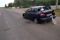 На Луганщині терористи розстрілюють людей просто на вулиці ВІДЕО