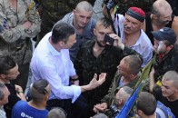 Майданівці не хочуть розходитись, проте до переговорів готові ВІДЕО