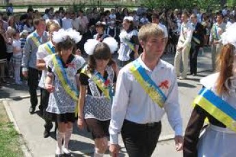 Губернатор Волині привітав випускників