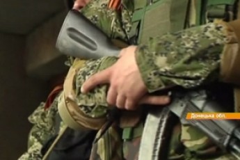 Терористи на камеру розстріляли двох полонених