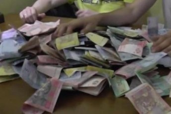 В місті на Волині гроші бійцям збирають на ринку ВІДЕО