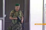 Як прикордонники готують теплий прийом для росіян: риють рови та закладають міни ВІДЕО