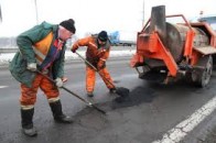 У Луцьку ремонтують дороги і прибудинкові території