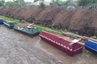 Терористів зі Слов'янська поховали під парканом цвинтаря, - ЗМІ