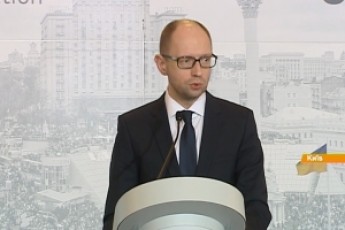 Яценюк доручив Пустовіту готуватися до відключення російського газу