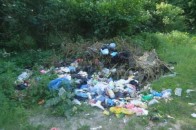 Жителі Волині залишають купи сміття абиде ФОТО