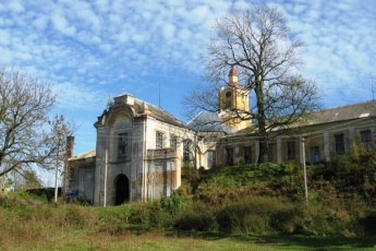 Розкіш замку на Волині ще пам’ятають старожили