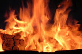 На Волині у пожежі згоріли маленькі діти