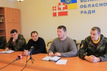 Самооборонівця з Волині поранили на Сході