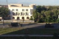 На Луганськ рухається велика колона російської військової техніки ВІДЕО