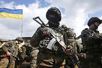 Дніпропетровський «ультрас» об’єднались з «жіночим батальйоном», щоб допомогти бійцям АТО ВІДЕО