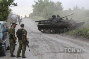 Терористи розстрілюють своїх через спроби здати зброю, - МВС