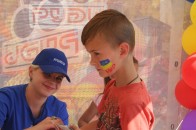 Компанія «Рудь» дарувала лучанам солодкі миті щастя*