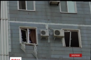 У житловому будинку у Запоріжжі вибухнули боєприпаси ВІДЕО