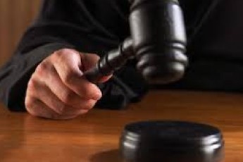 У Луцьку  засудили зловмисника, який пограбував неповнолітню