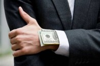 Депутату з Волині за корупцію «світить» штраф