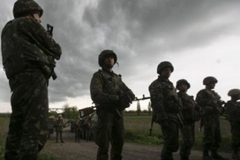 Росія передала Україні дев'ятьох поранених військових і тіла чотирьох загиблих ВІДЕО