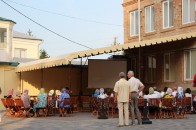 У Луцьку почав працювати літній кіномайданчик