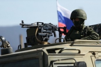 Росія притягла до українського кордону «миротворчу» бронетехніку - РНБО