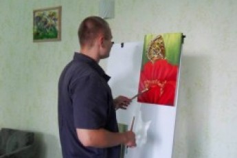 В’язень зобразив на стіні волинської колонії панораму Парижу ФОТО