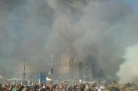 У Києві майданівці знову палять шини ВІДЕО