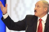 Лукашенко хоче звести Порошенка й Путіна за столом ВІДЕО