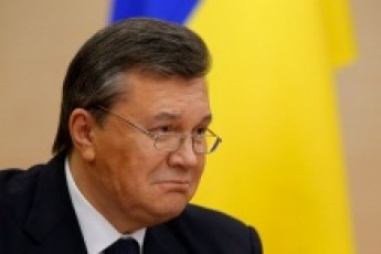 Терористи охороняють резиденцію Януковича у Донецьку ВІДЕО