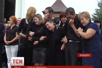 Поховали героя, який прикривав відхід 51-ої бригади ВІДЕО