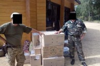 Волинські волонтери-помічники армії майструють «тачанку»