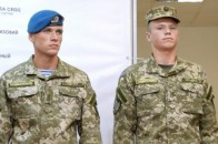 Українська армія переодягається у новий камуфляж ВІДЕО